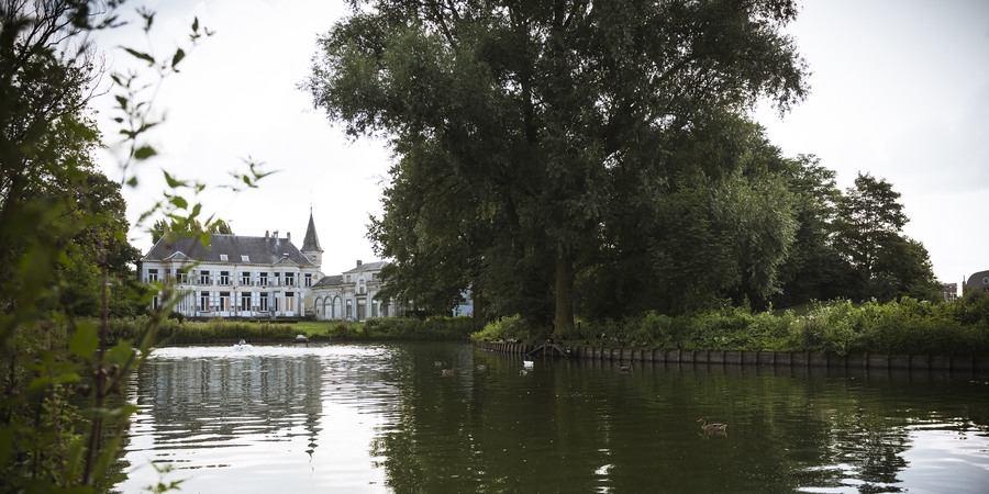 Het kasteel/klooster behoorde toe aan de zusters Annutiaten Het kasteel/klooster behoorde toe aan de zusters Annutiaten